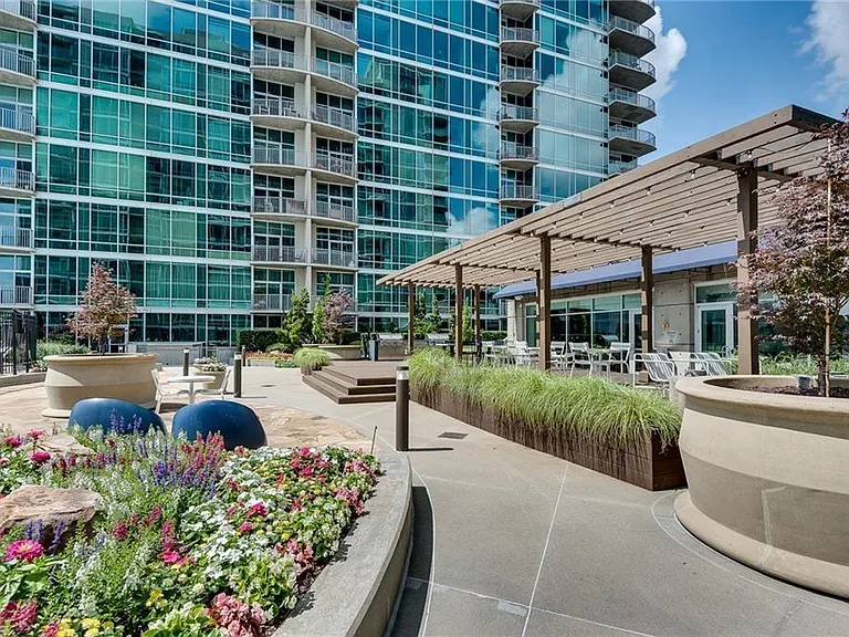 923 Peachtree St NE #1221 — Photo 28