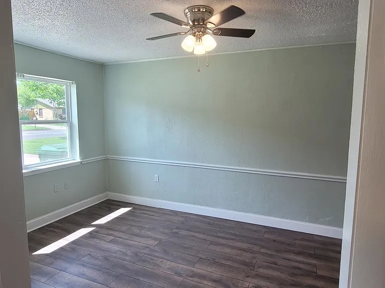 2nd living room