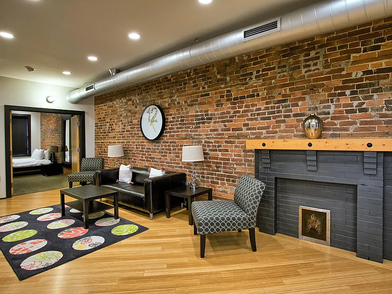 209 E 3rd St #2C — Photo 15
