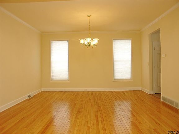 5th image of 2 Dawson Ln