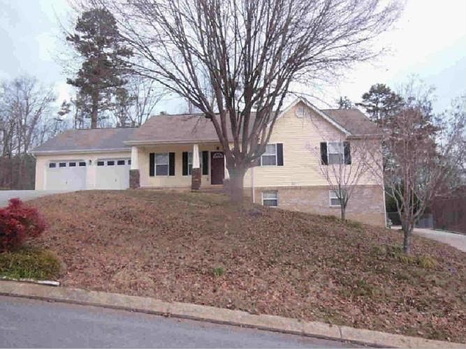 2nd image of 106 Eagle View Dr