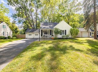 85 Southland Dr, Rochester, NY 14623