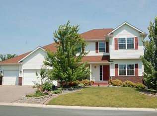 1212 N Windmill Crk, Waconia, MN 55387