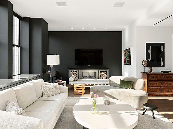 3rd image of 105 E 29th St Penthouse 3