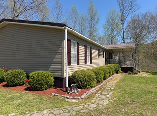 9969 Highway 581, Paintsville, KY