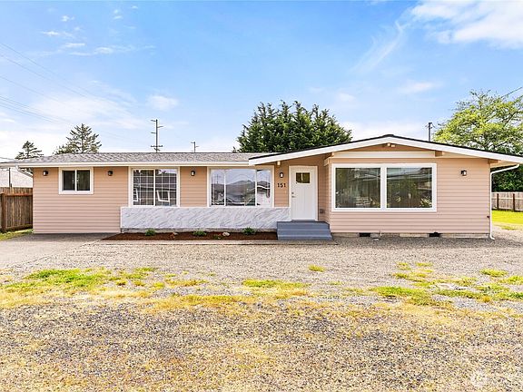 3rd image of 151 W Sprague Avenue