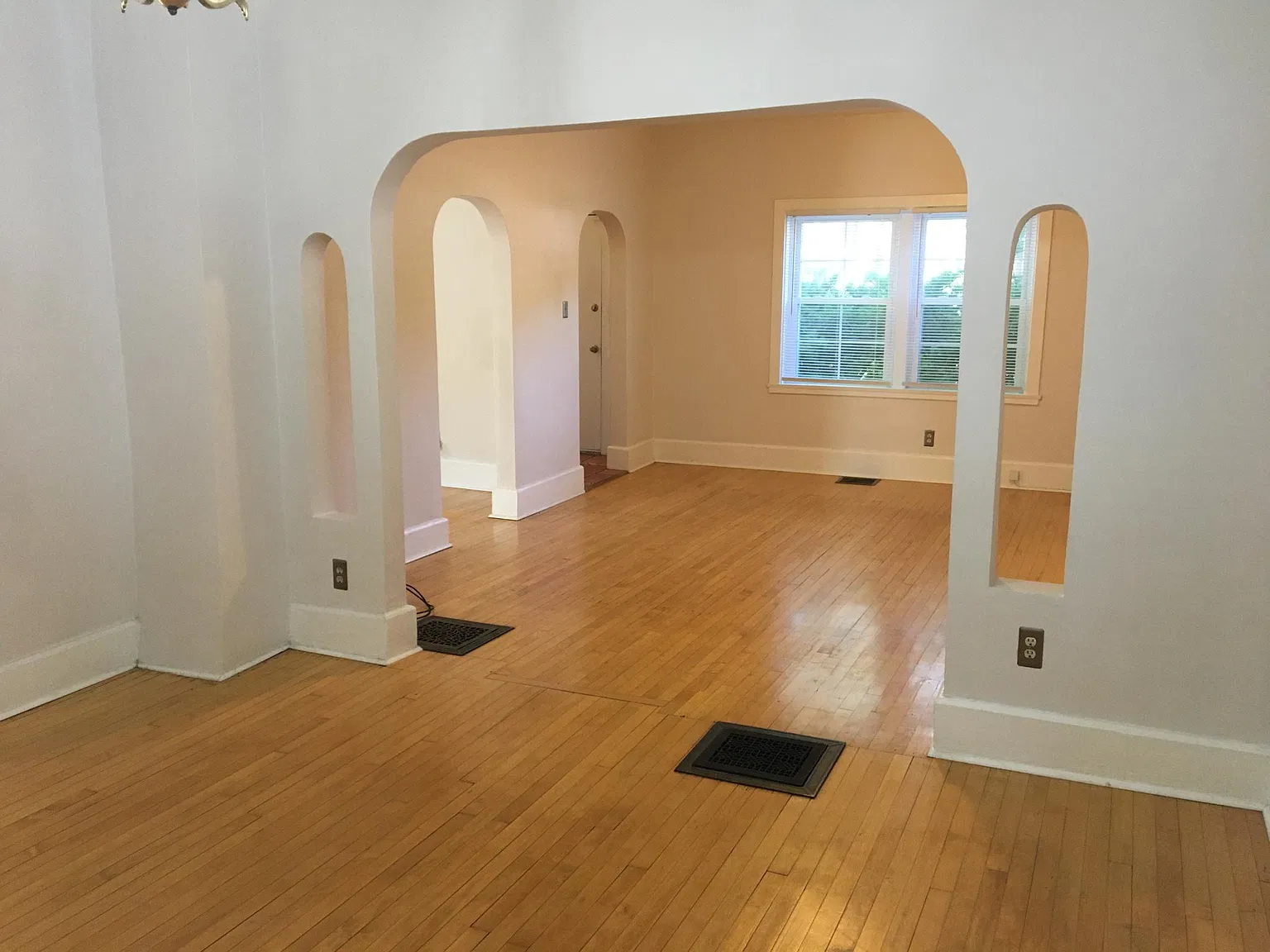 2444 N Frederick Avenue — Photo 4