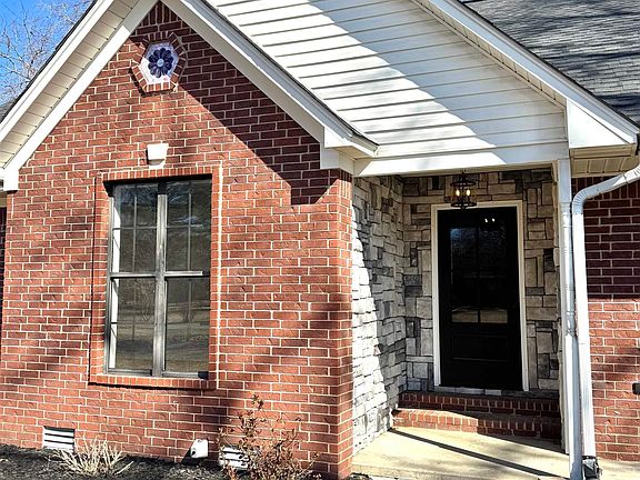 2nd image of 144 Mary Irene Ln