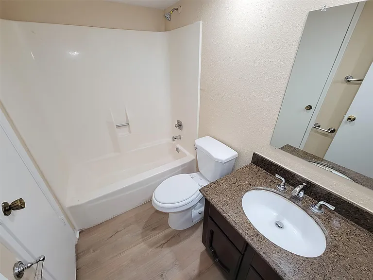 2118 Steamboat Run — Photo 25