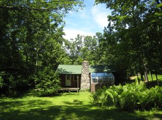 927 E Walnut Dr, Newton, NJ 07860