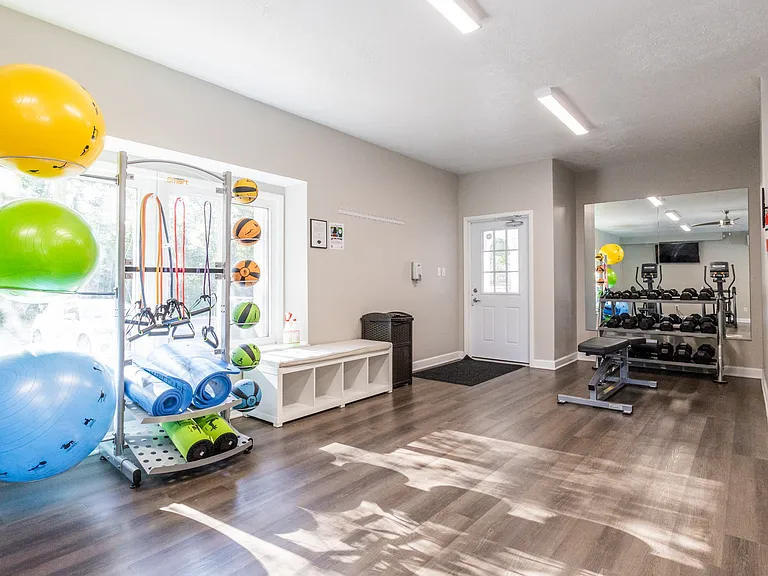 Fitness Center at Woodbridge Apartments Bloomington