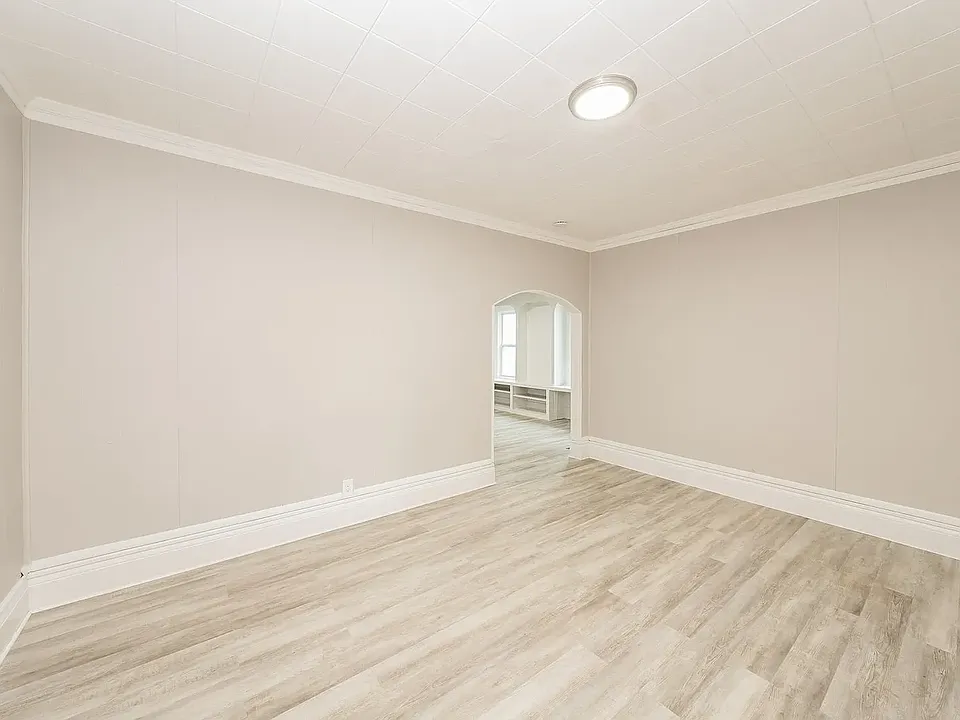 84 Avenue B
