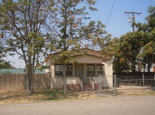 418 Miller St, Hanford, CA 93230