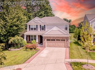 6124 Braemore Ct, Canton, MI 48187