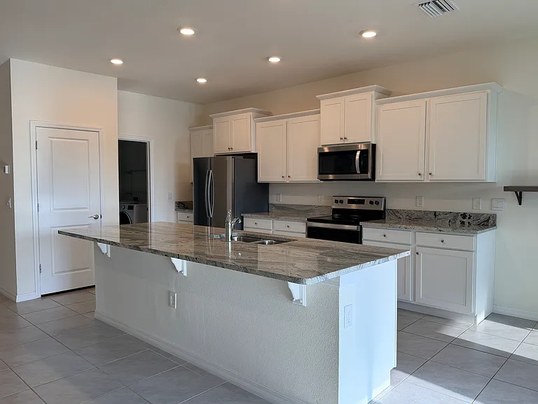 8313 Wheat Stone Dr — Photo 5
