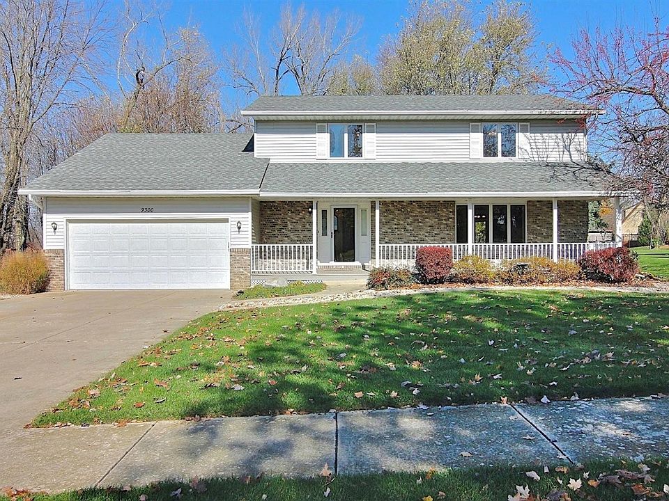 1st image of 9300 W 92nd Pl