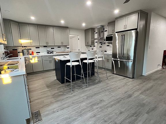 New kitchen
