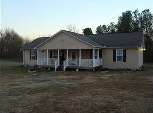 3343 Battleground Rd, Cowpens, SC 29330