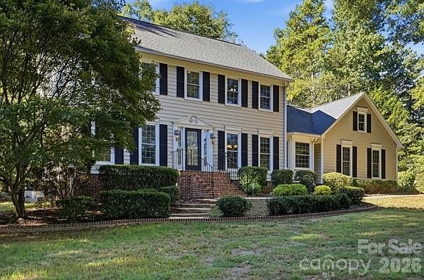 1st image of 1677 Double Oaks Rd