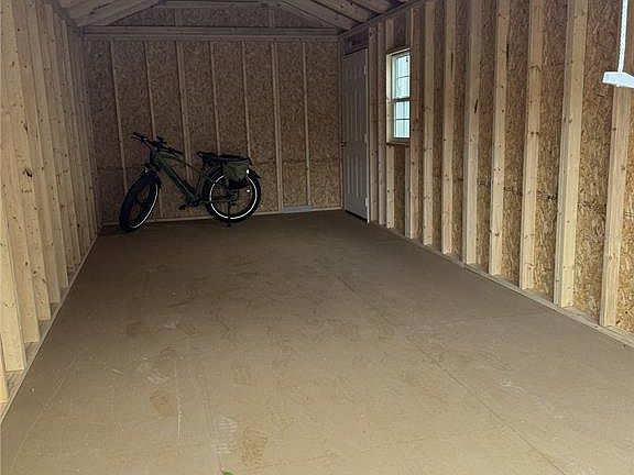 4th image of 15055 Brahma Rd