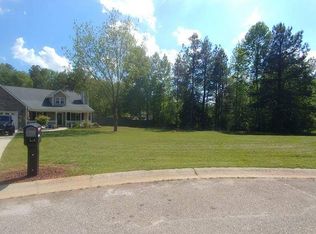 1420 Ericas Pointe Dr, Winder, GA 30680