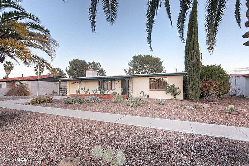 1st image of 725 S Abrego Dr