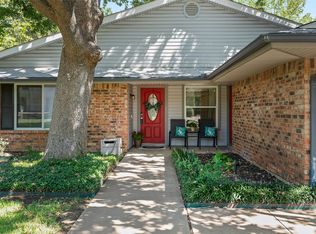 3005 Glenwood Ct, Bedford, TX 76021