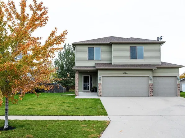 5156 44th St S, Fargo, ND 58104