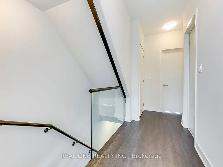 42 Sonic Way — Photo 31