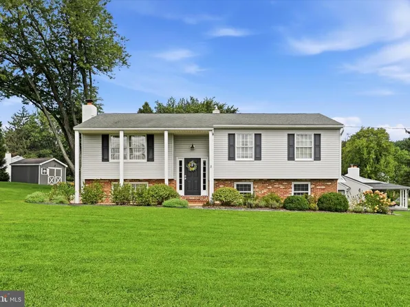23 Andover Rd, Glenmoore, PA 19343