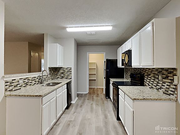 5th image of 308 N Cannady Cir