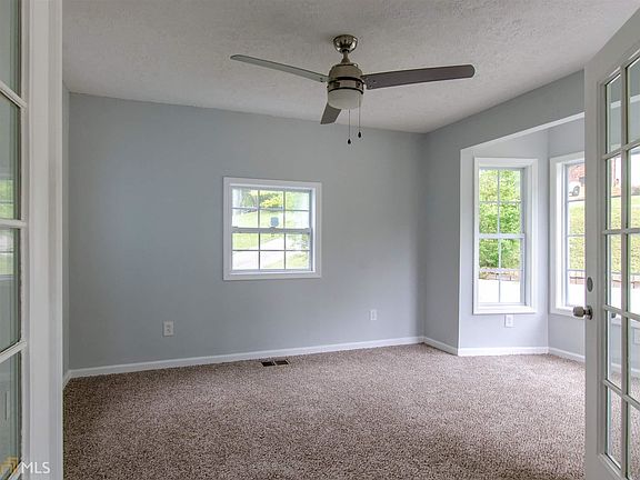 5th image of 218 Greensprings Dr