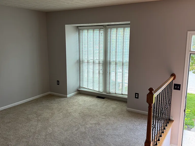 367 Doral Ct — Photo 22