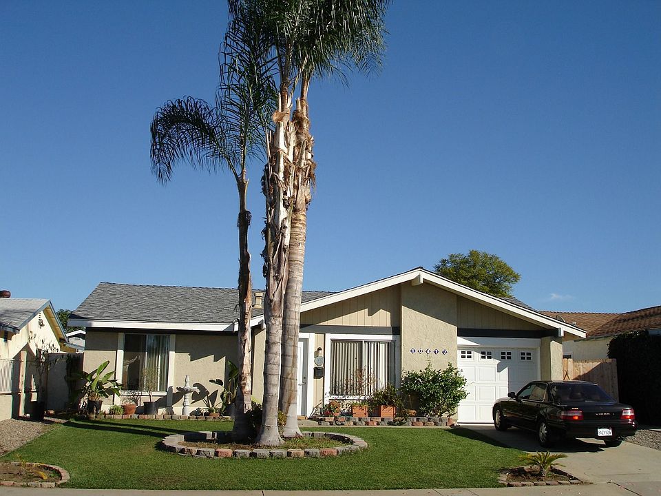 Beatiful remodeled home with large lot!!