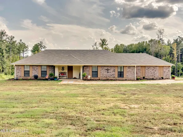 255 Spring Creek Rd, Flora, MS 39071