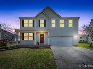 1106 Port Royal Rd, Hampshire, IL 60140