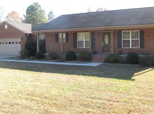 459 Shuler Rd, Thomasville, NC 27360