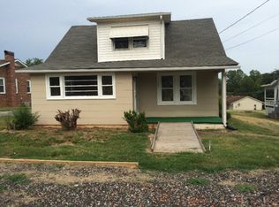 134 Sparta Rd, N Wilkesboro, NC 28659