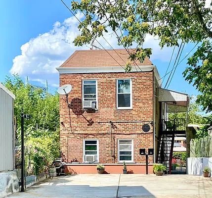 1st image of 18-13 26th Ave #1