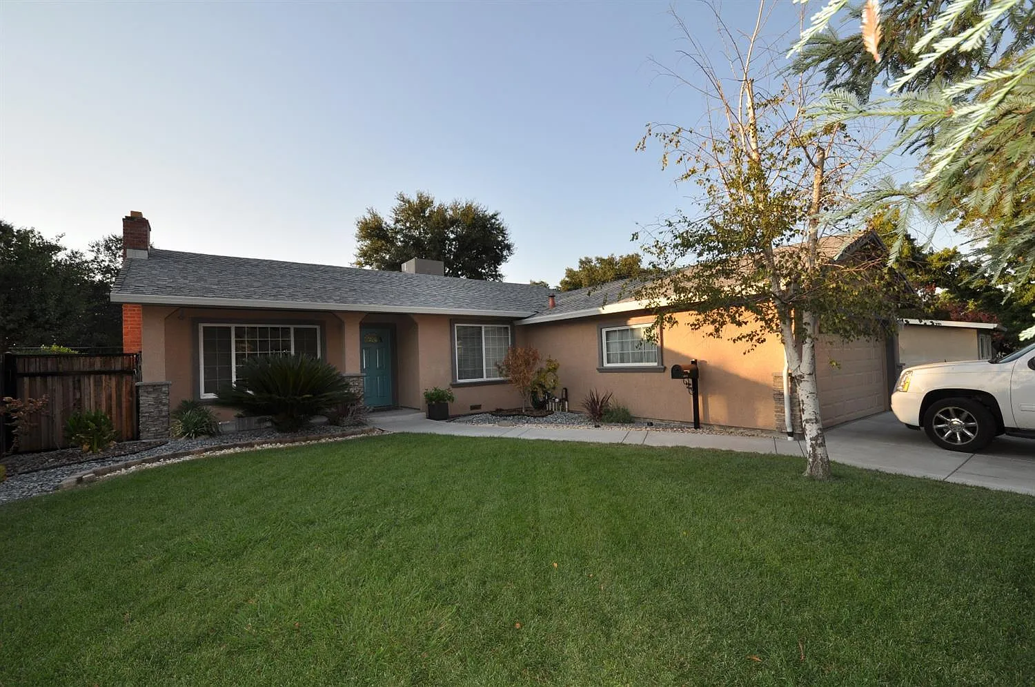 7941 Lesser Way photo 1