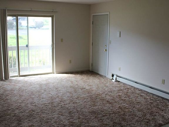 5th image of 5772 Stone Gate Hts