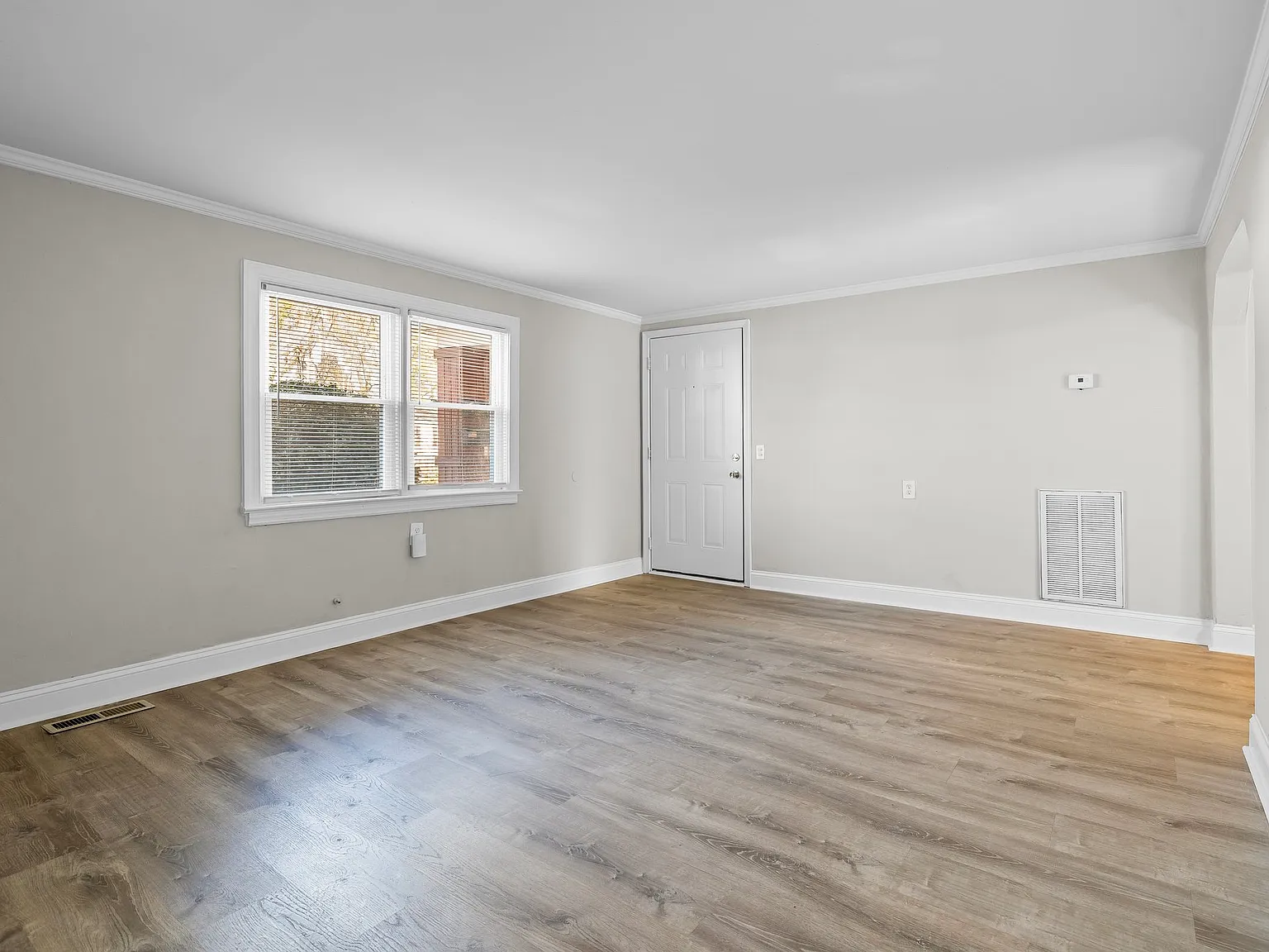 2 bed, 900 sqft, $1,450 — Photo 4