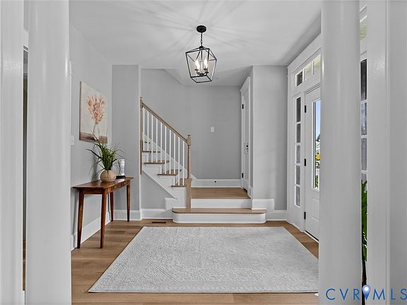 3rd image of 2623 Northumberland Ave