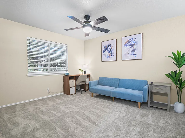 6 Pembroke Ct — Photo 21