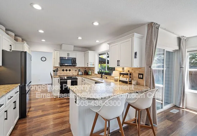 3144 NE 2nd Ct — Photo 53