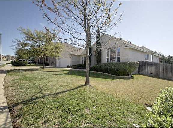 5th image of 214 Water Oak Dr