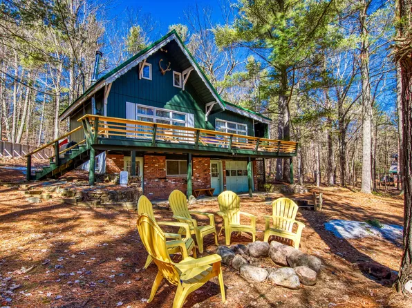 687 Ausable Dr, Jay, NY 12941