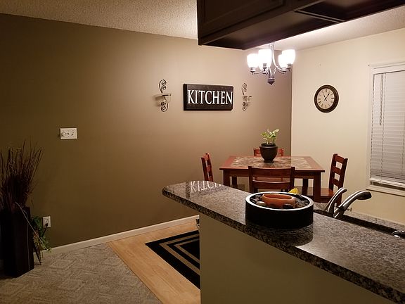 3rd image of 306 Kent St