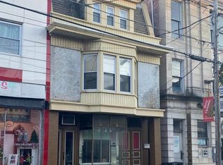 10 E Main St, Schuylkill Haven, PA 17972