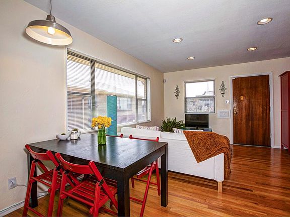 Living/Eating Space